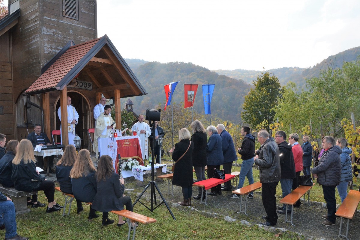 Proslava Martinja održana i kod Kapele svetog Martina u Slanom Potoku