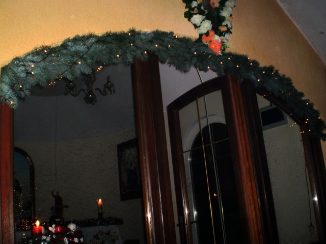 OTVOREN ČETVRTI ADVENTSKI PROZOR