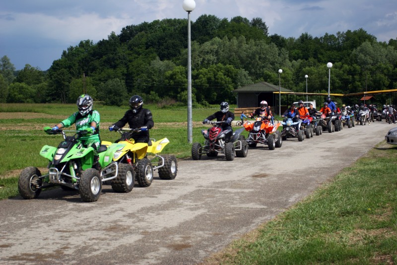 POLARIS QUADSQUAD X – ADVENTURE II U GORNJOJ STUBICI DANA 26. RUJNA 2015. GODINE