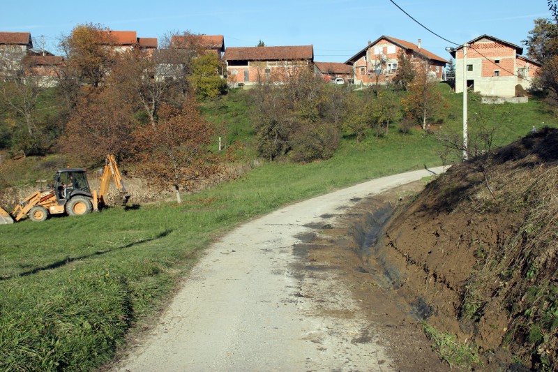 RADOVI U SLANOM POTOKU